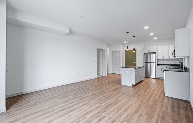 1 bed, 1 bath, 857 sqft, $1,625, Unit 318