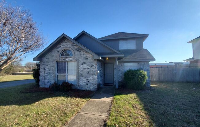 Adorable 3 bedroom Mesquite Home!