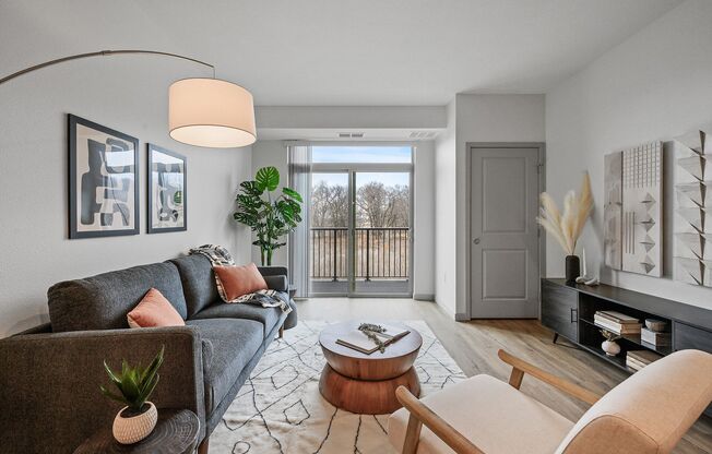 1 bed, 1 bath, 756 sqft, $1,525, Unit 213