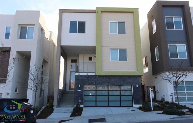 $7195 - 4 BD/3.5 BA Communications Hill Home with Stunning Views of the Valley!
