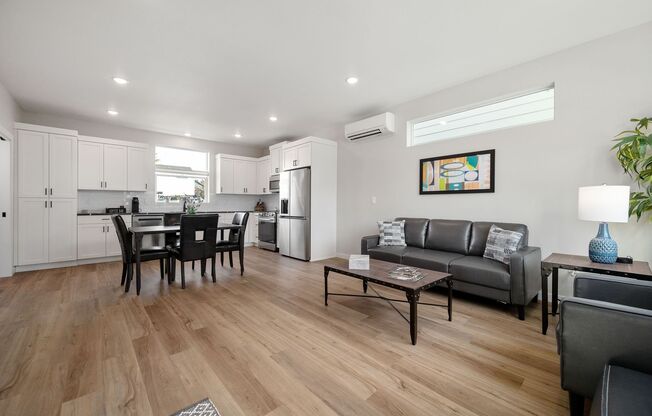 2 beds, 2.5 baths, 1,080 sqft, $2,199, Unit 2812