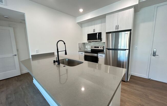 1 bed, 1 bath, 514 sqft, $2,545, Unit 2116-306