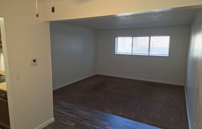 2 beds, 1 bath, 885 sqft, $750, Unit 110