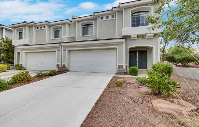 Large Townhouse in Henderson