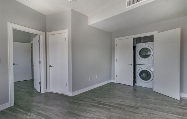 1 bed, 1 bath, 578 sqft, $2,050, Unit 807