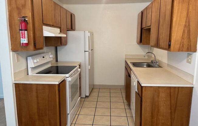 2 beds, 1 bath, 850 sqft, $1,500, Unit 4