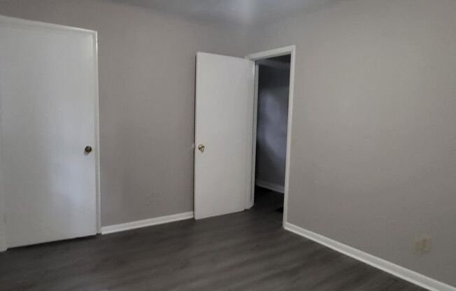 1 bed, 1 bath, 983 sqft, $950