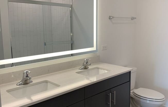 2 beds, 2 baths, 1,184 sqft, $3,155, Unit 423