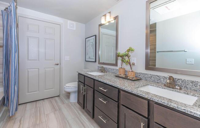 1 bed, 1 bath, 811 sqft, $1,500