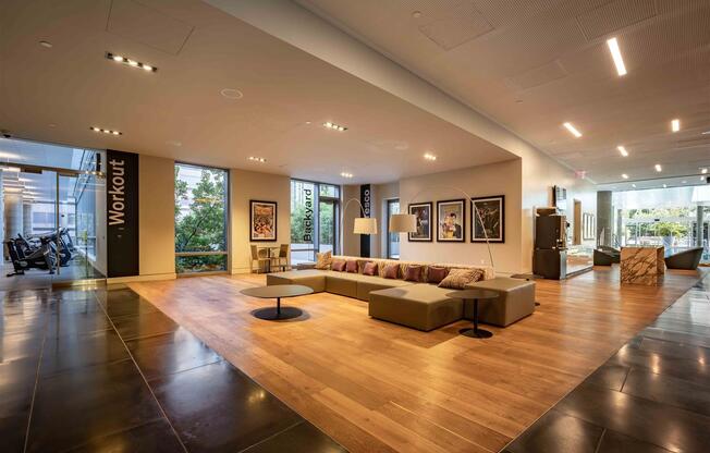 Studio, 1 bath, $3,706, Unit 16L