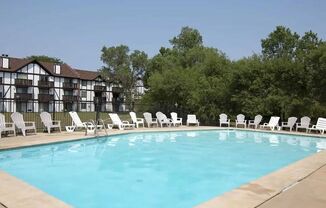 Magnolia Lake Apartments