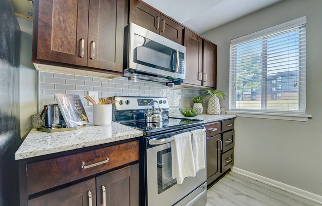 ReNew White Marsh - Contact Us | ReNew White Marsh Apartment Homes for Rent in Nottingham MD 21236