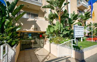 Apartment Building in Los Angeles Entrance