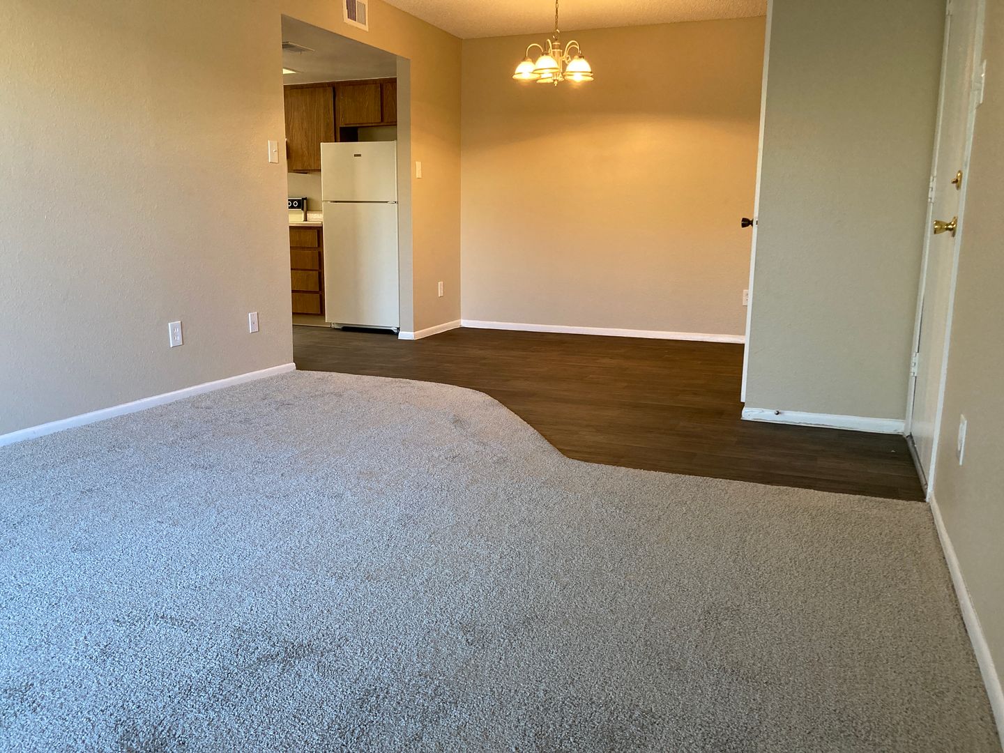 1 bed, 1 bath, 670 sqft, $1,175, Unit 243