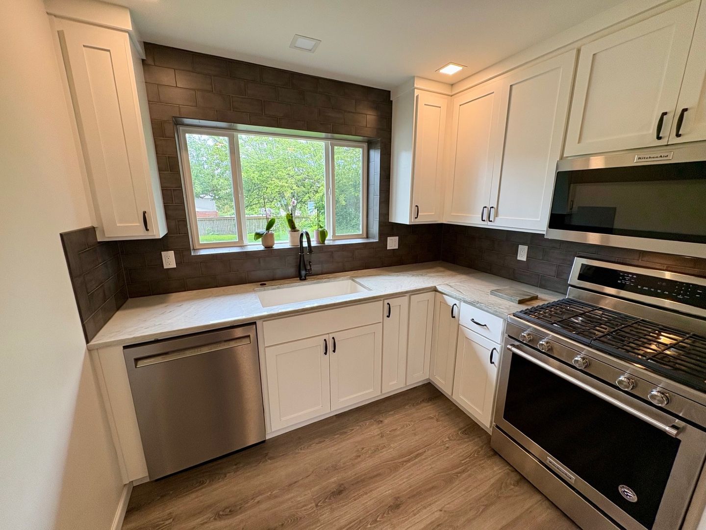 Edmonds Apartment (ADU)