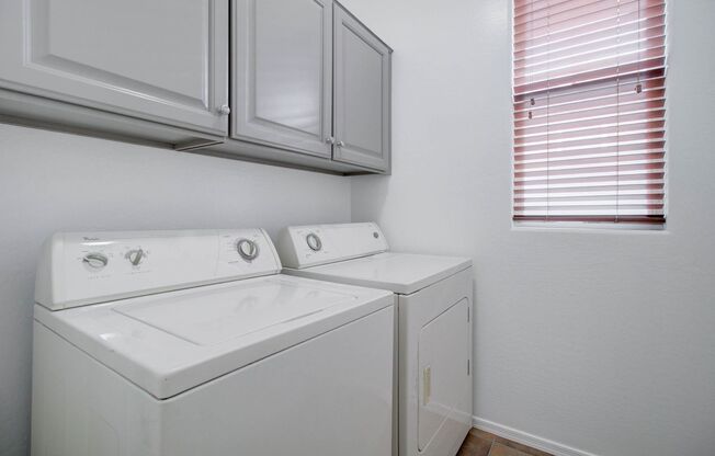 3 beds, 2 baths, $2,150