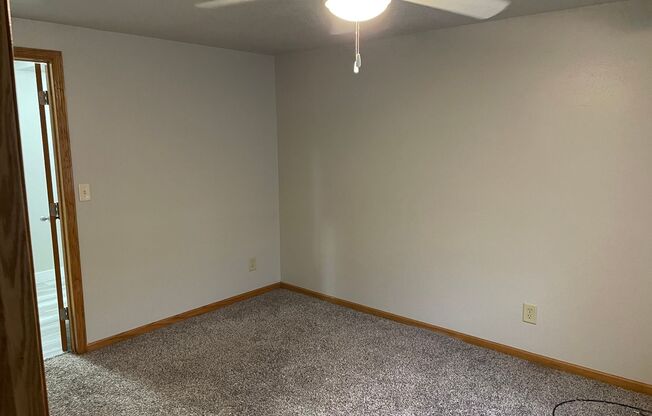 1 bed, 1 bath, $900