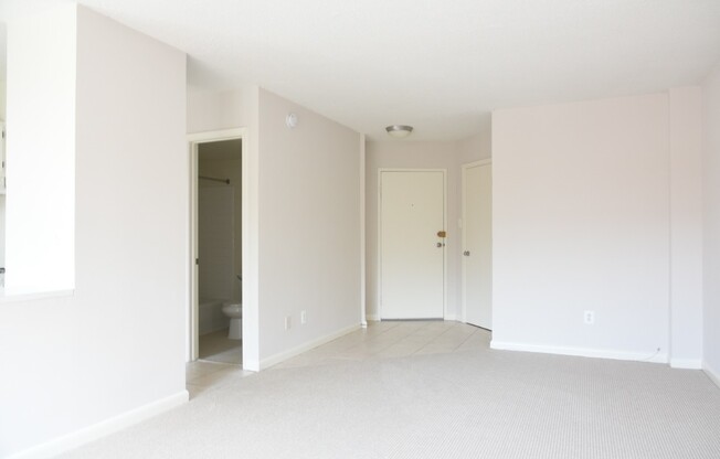 1 bed, 1 bath, 592 sqft, $1,995, Unit 0317
