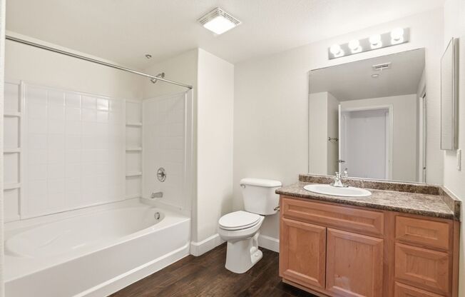 1 bed, 1 bath, 751 sqft, $2,100
