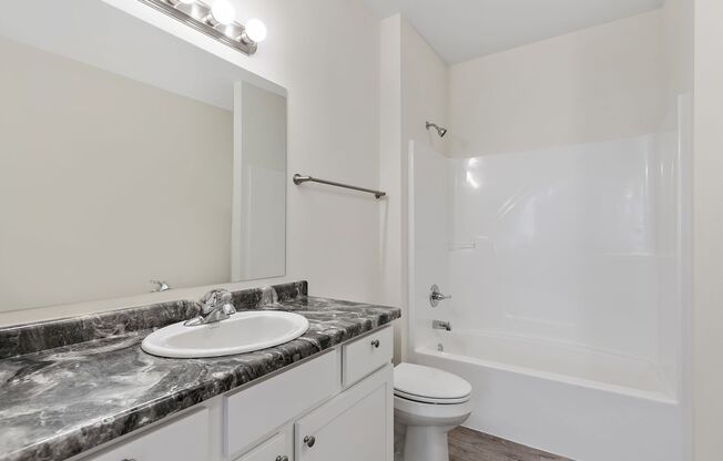 2 beds, 1 bath, , $1,399