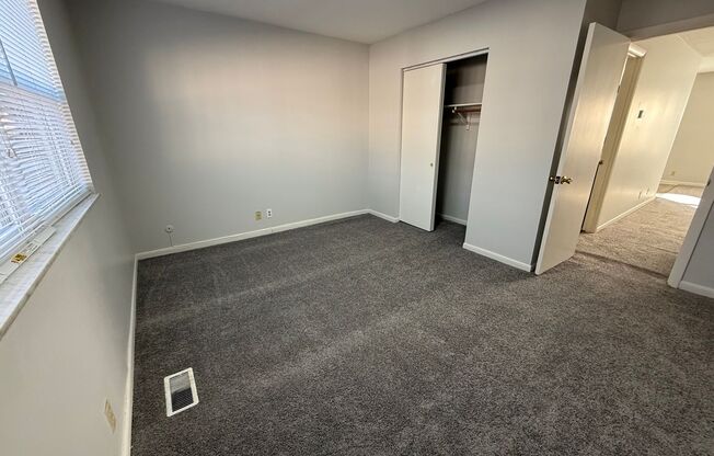 1 bed, 1 bath, 714 sqft, $750, Unit 4962 Tippecanoe