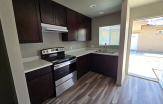 1 bed, 1 bath, 600 sqft, $1,250, Unit 121