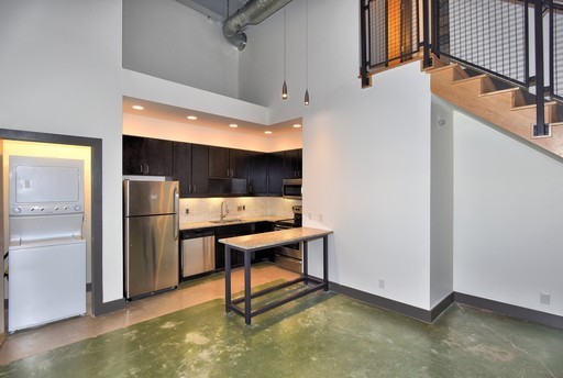 2 beds, 2 baths, 900 sqft, $1,599, Unit 3114
