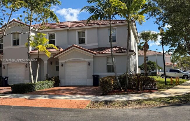 20715 NE 10TH CT #20715 MIAMI, FL 33179