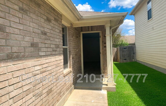 176 CORRAL FENCE