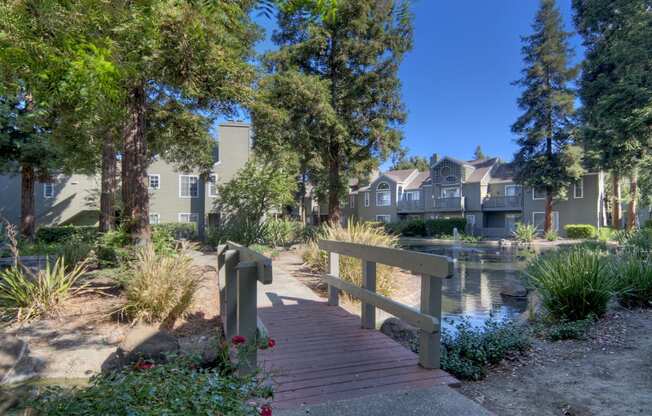 Looking for Pleasant Hill Apartments, Come to Wood Creek.