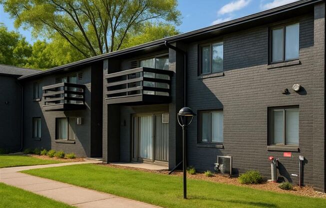 2 beds, 1 bath, 895 sqft, $1,599, Unit 2436 - 8