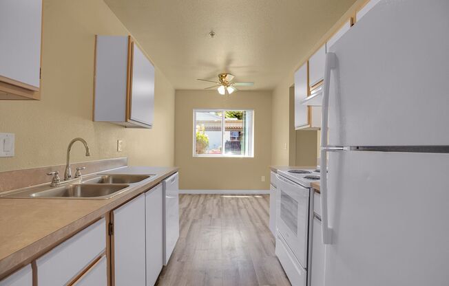 2 beds, 1 bath, 890 sqft, $1,499, Unit 196-200248