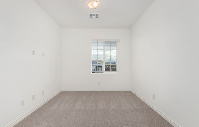 3 beds, 3 baths, $2,095