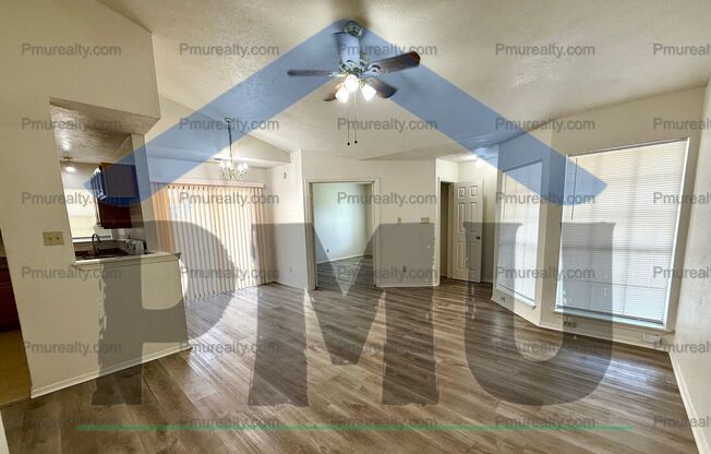 AVAILABLE NOW!!!  3-bedroom 2 bath half duplex in Grand Prairie