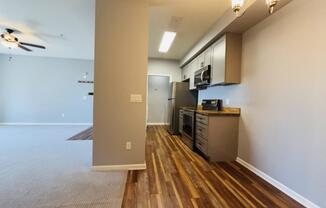2 beds, 2 baths, 1,121 sqft, $2,250