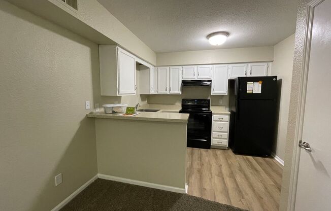 1 bed, 1 bath, 784 sqft, $1,150, Unit 7600203