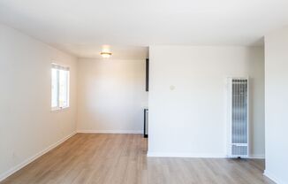 2 beds, 1 bath, $2,599, Unit Meadowsweet - Unit J