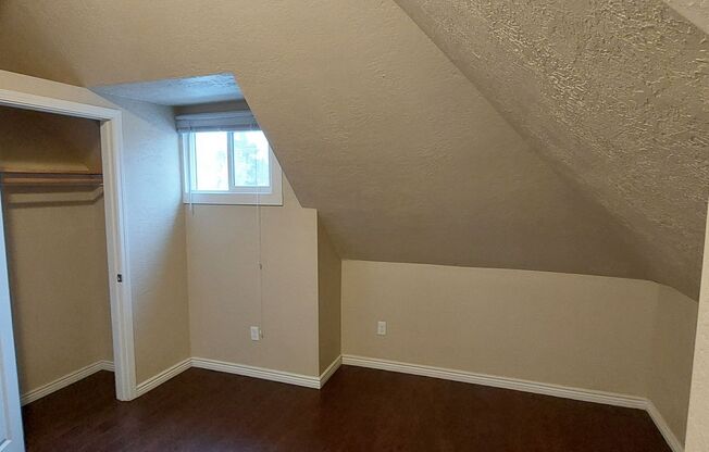 Large 1 bd/1b Apartment in Downtown Boise!