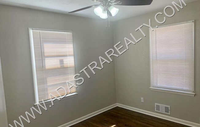 3 beds, 1 bath, $1,550