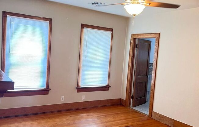 2 beds, 1 bath, 1,100 sqft, $995, Unit 2521