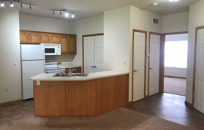 2 beds, 2 baths, 1,125 sqft, $1,310, Unit 3902-C-102