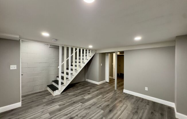 Charming 2Bed/1Bath in Cameron Village, MD