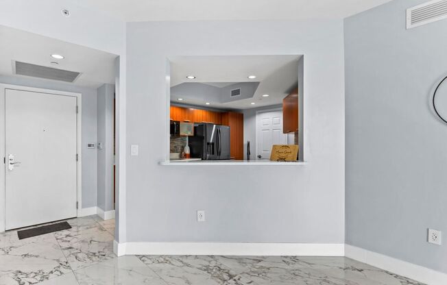 2 beds, 2 baths, $2,695, Unit #104