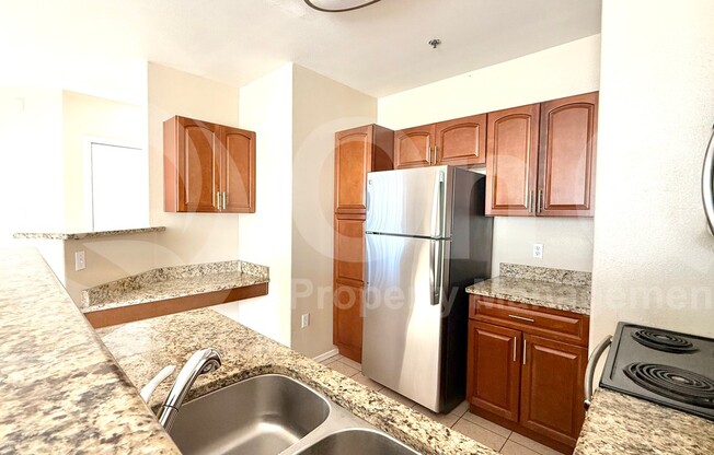 2 beds, 2 baths, 1,083 sqft, $1,595, Unit 2042