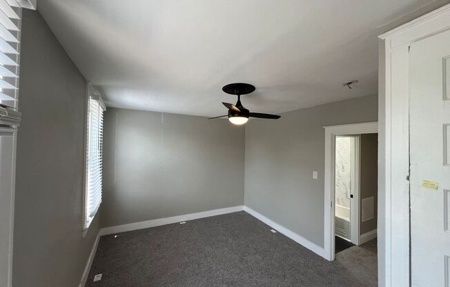 Charming 3 bedroom, 1 bathroom home located in Baltimore, MD