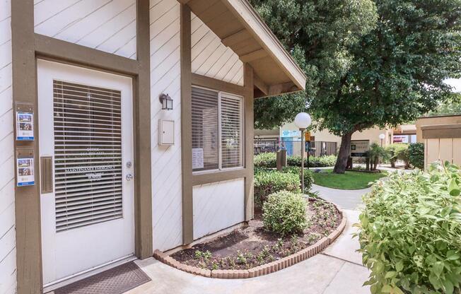 1 bed, 1 bath, 610 sqft, $1,245, Unit 11