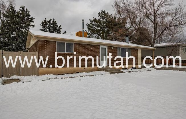 775 E JOHNSONWAY DR