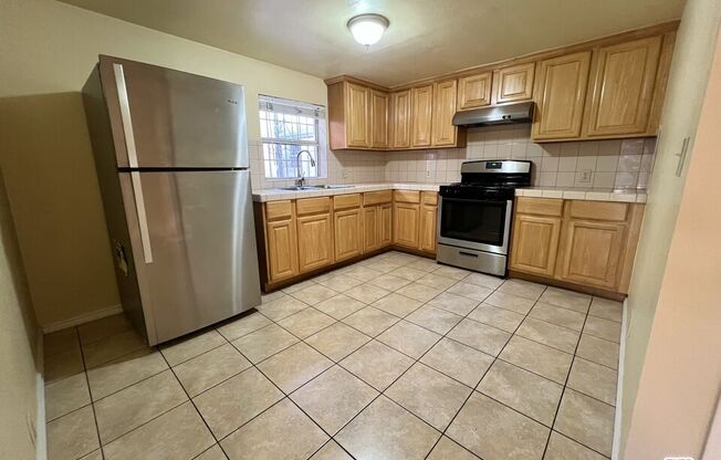 1 bed, 1 bath, 550 sqft, $2,000