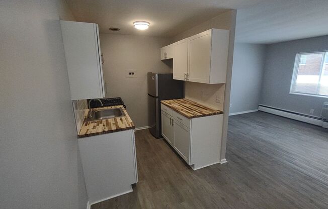 1 bed, 1 bath, 545 sqft, $825, Unit 75-102