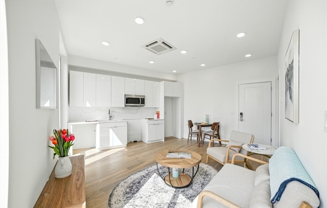 1 bed, 1 bath, 452 sqft, $3,175, Unit 505